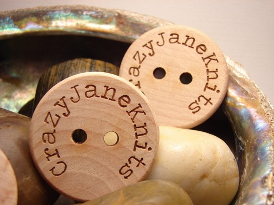 Celebrate Prints: Personalized Photo Buttons 